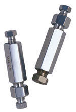 Filter, Reducing, removable 2µm screen, 1/8" to 1/16", 0.75mm (0.030") bore, 316SS