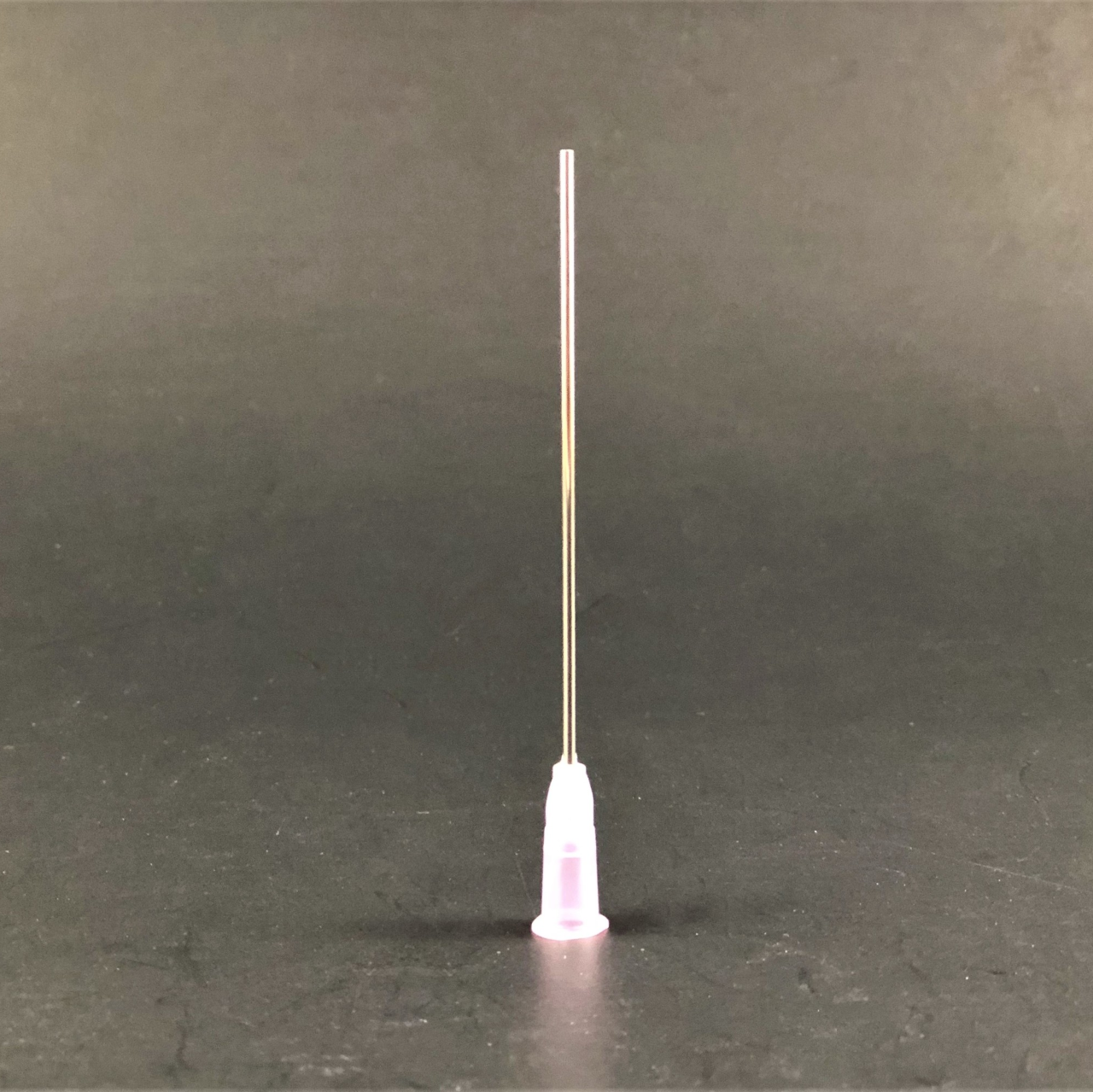 Air-Tite Blunt Tip Needles, 90°, 18 Gauge x 2 1/2", Plastic Tip, Individually Packaged, Sterile, for Laboratory Use Only, Minimum Order Quantity of 10 Packages