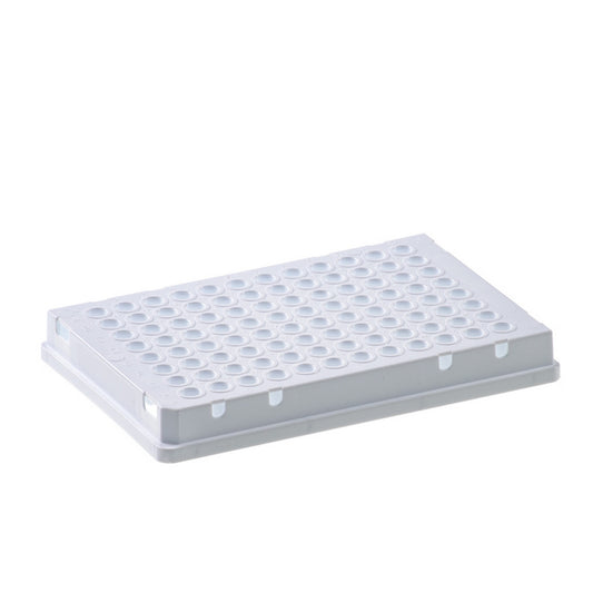 Opaque skirted AMPLATE™ 96 well PCR plates : Plate Colors - White