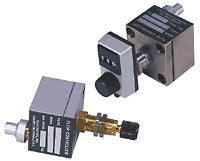 Gas Flow Controller Model 202, N062, Aluminum/Viton, Spectrol 3-Digit Dial, 1/8" Female NPT, Includes 1/16" OD Tubing Adaptor